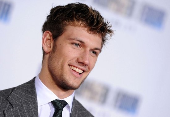 February 9 2011 Bauer Griffin Alex Pettyfer split from his I Am Number