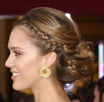 Jessica Alba Hairstyle on Jessica Alba Hairstyles   Find The Latest News On Jessica Alba