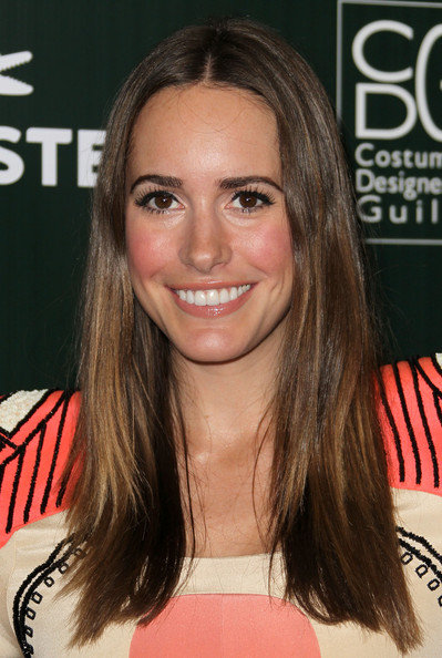 See many more pictures of Louise Roe after the jump