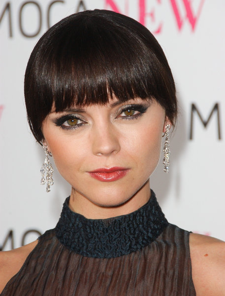 round face hairstyle. Hairstyle Bangs Round Face